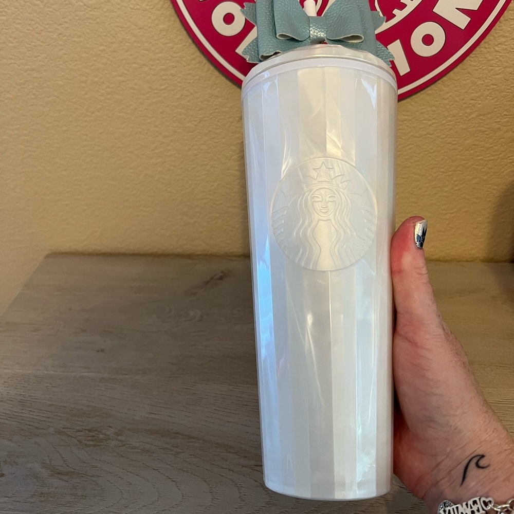 Starbucks Tumbler White Dome US Tumbler NWT